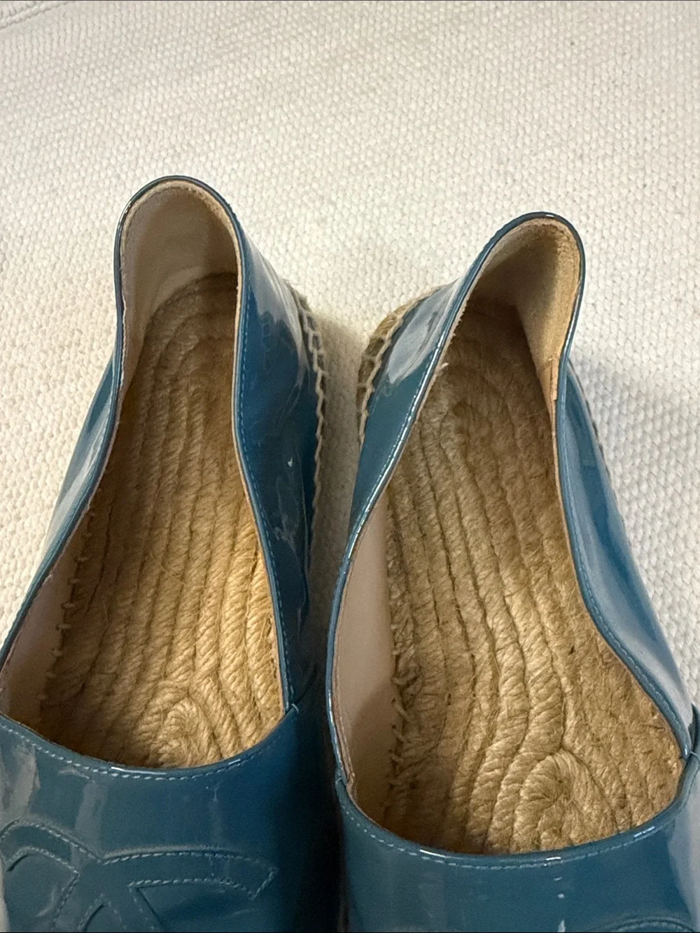 CHANEL Teal Patent Espadrille Flats with Interlocking CC